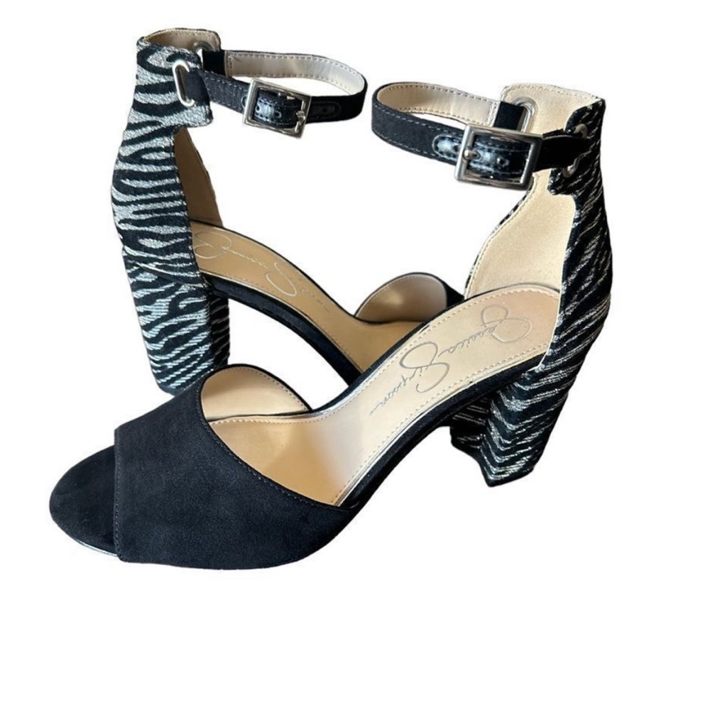 Jessica Simpson heels